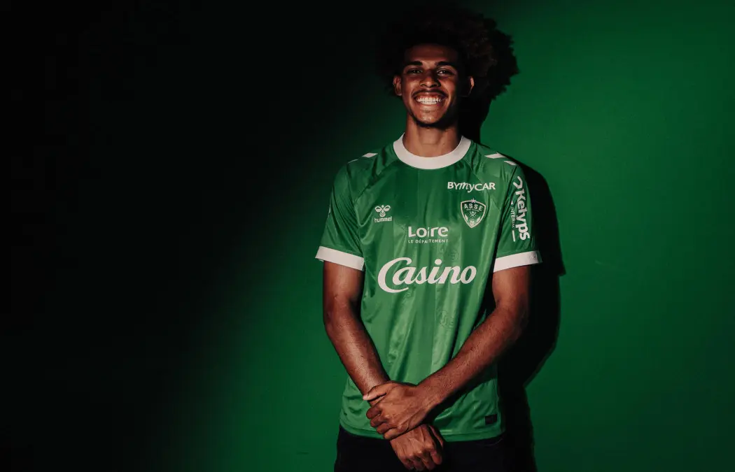 ASSE : Nathan Kasia Nkondo signe son premier contrat professionnel