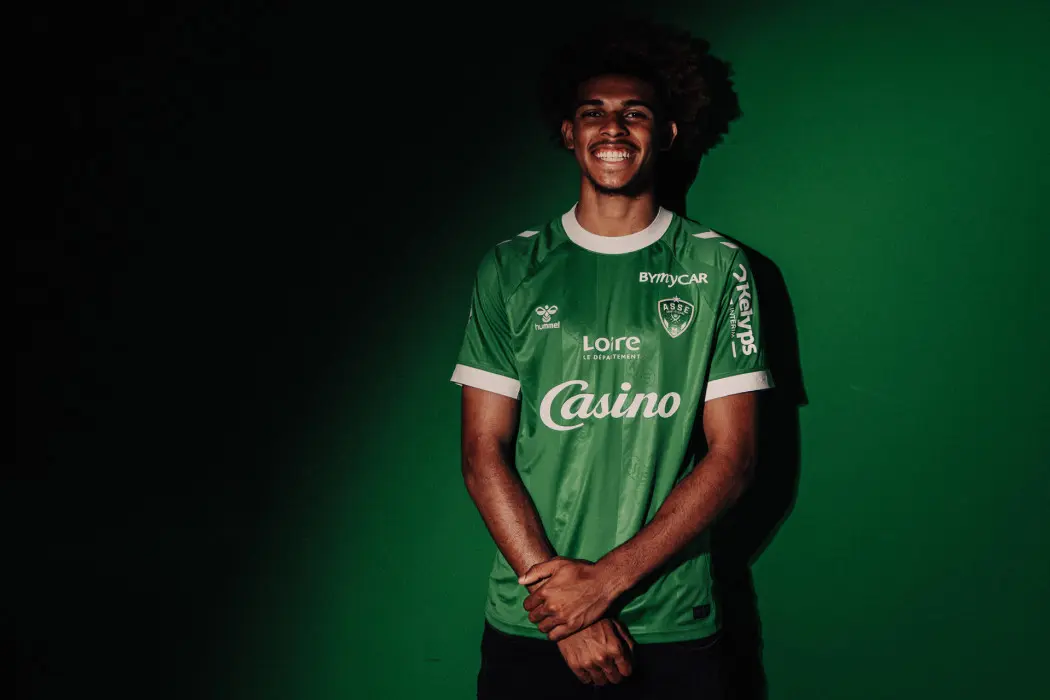 ASSE : Nathan Kasia Nkondo signe son premier contrat professionnel