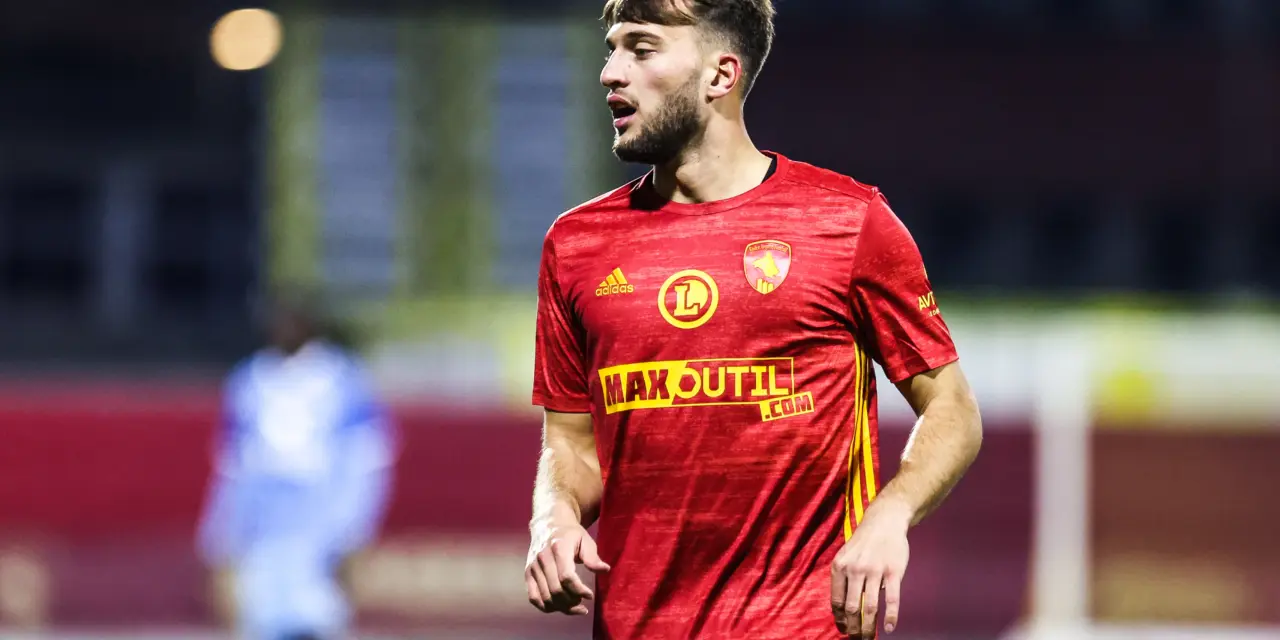 Mercato : courtis&eacute; par l'ASSE, il signe chez un concurrent