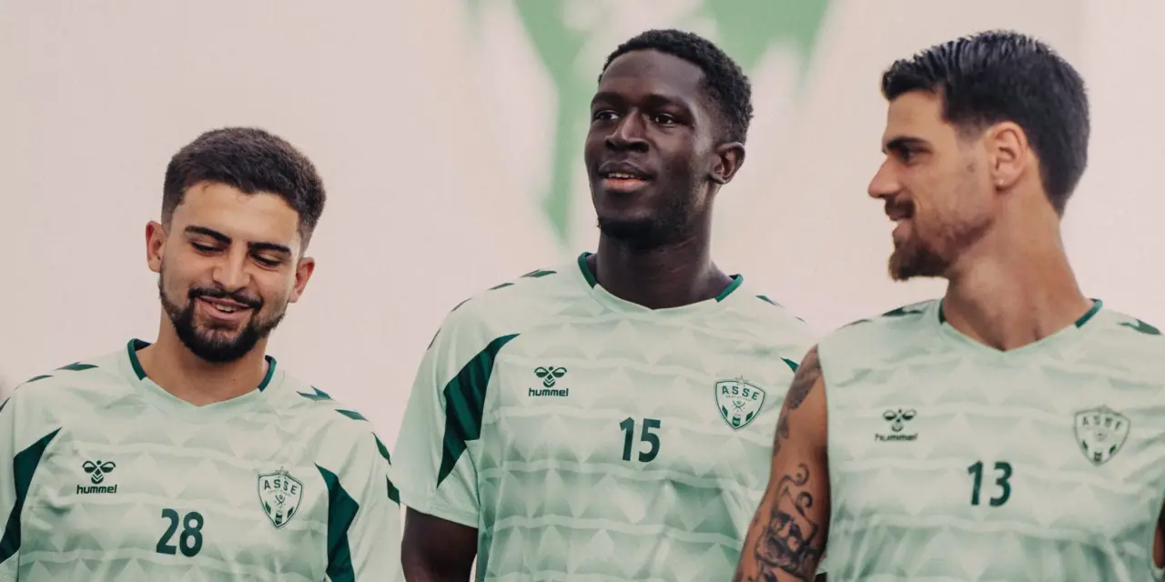 ASSE : Na&iuml;r ne change rien, Breum r&eacute;cup&egrave;re un maillot embl&eacute;matique