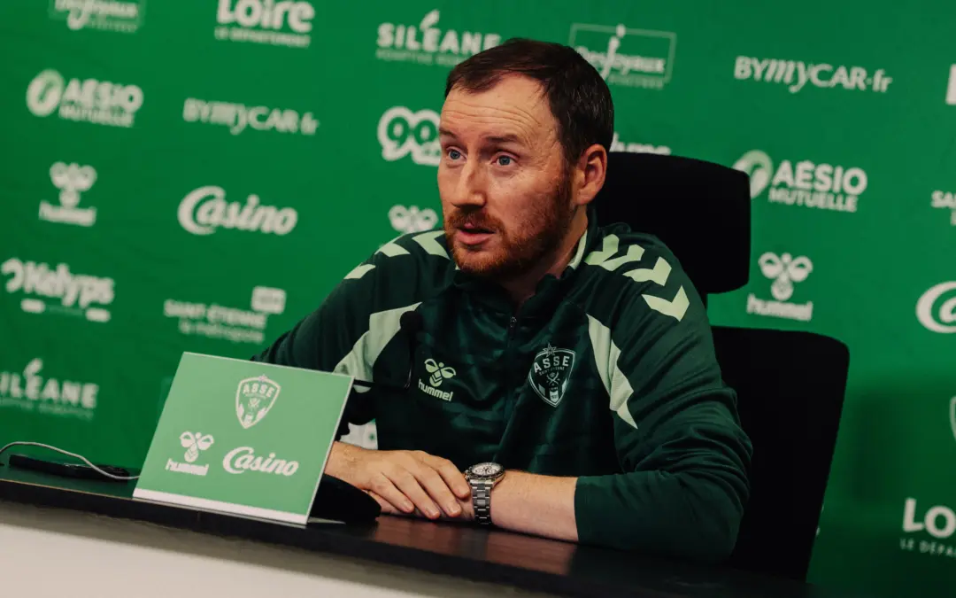 Ekwah, Davitashvili, l'arri&egrave;re gauche... Cathro (ASSE) parle mercato