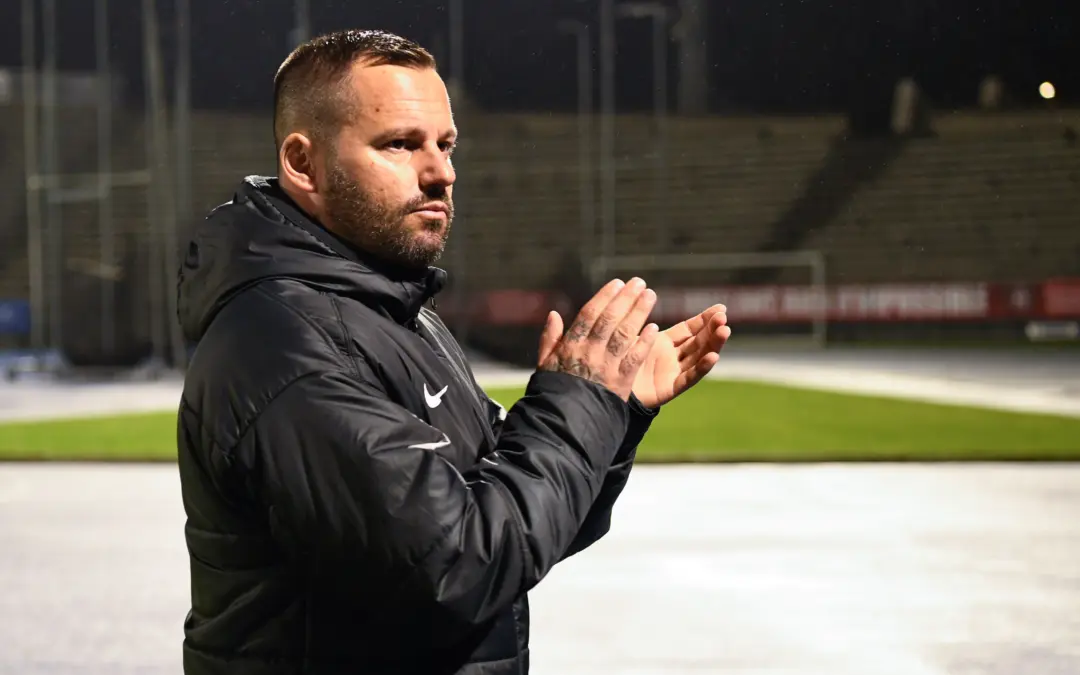 "Il sera difficile de rivaliser avec cette &eacute;quipe mais sur un match..."