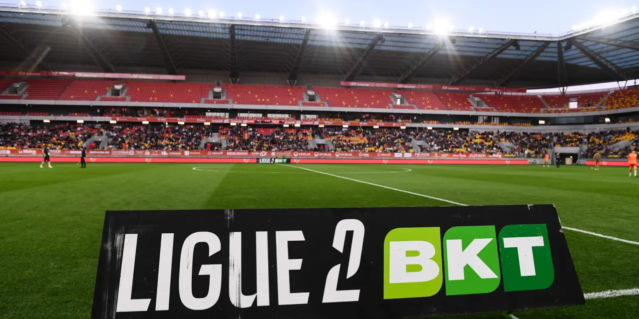 Ligue 2 : Nantes frappe fort, l'ASSE confirme, Metz termine sur une d&eacute;faite