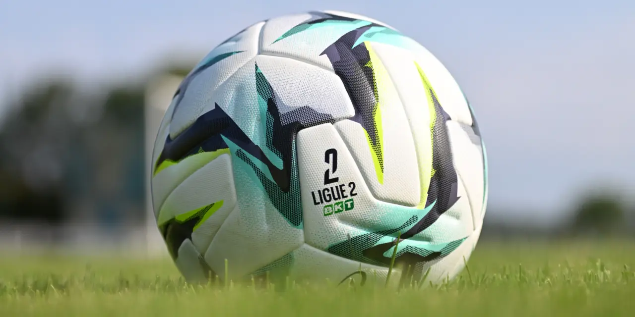 Ligue 2 : L'ASSE frappe fort, Nantes tombe d'entr&eacute;e