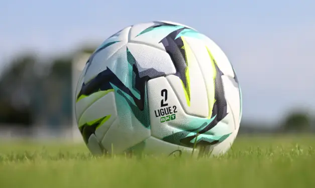 Ligue 2 : L'ASSE frappe fort, Nantes tombe d'entr&eacute;e