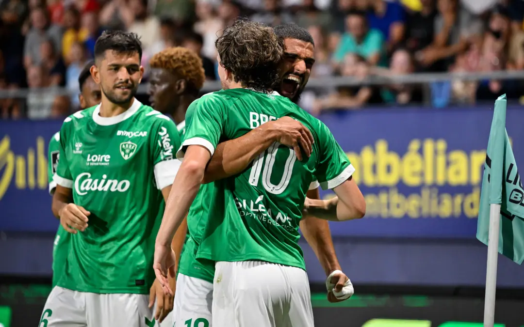 ASSE : 4 St&eacute;phanois dans l'&eacute;quipe type de la J1 de Ligue 2