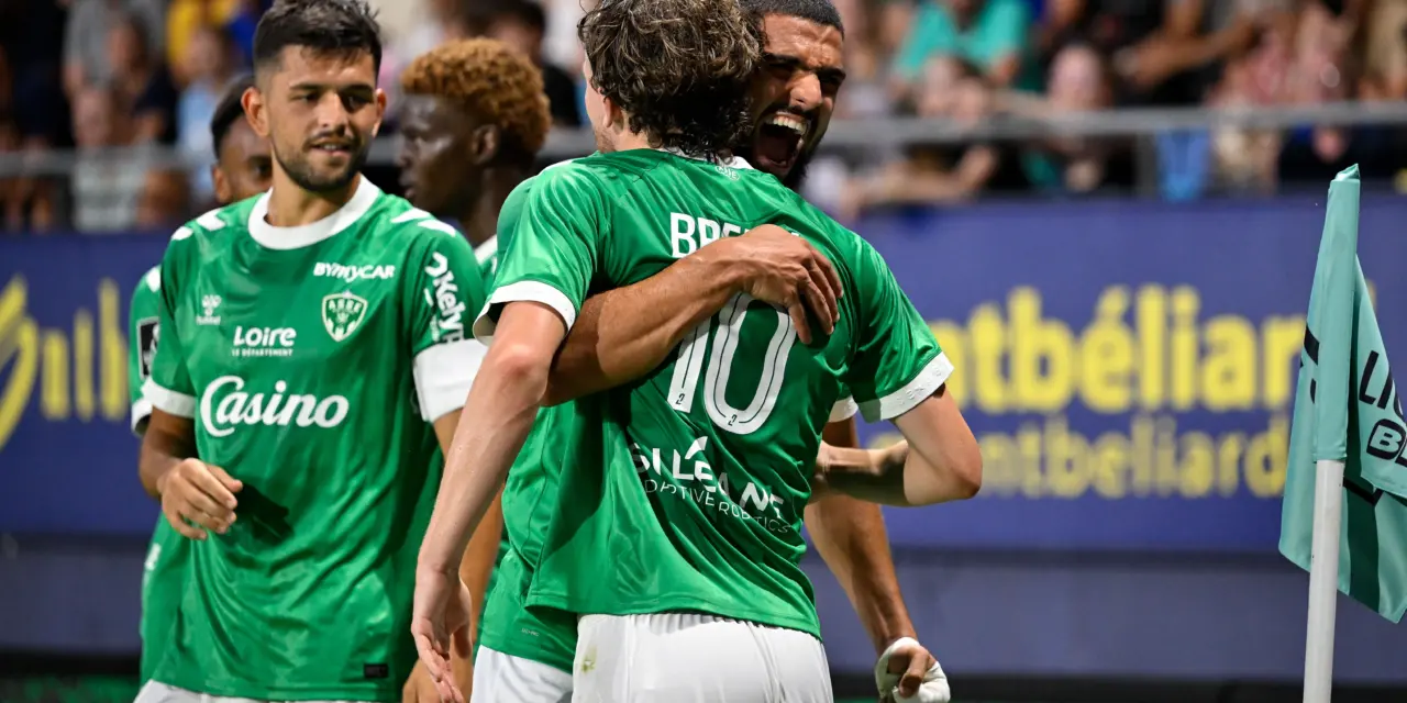ASSE : 4 St&eacute;phanois dans l'&eacute;quipe type de la J1 de Ligue 2