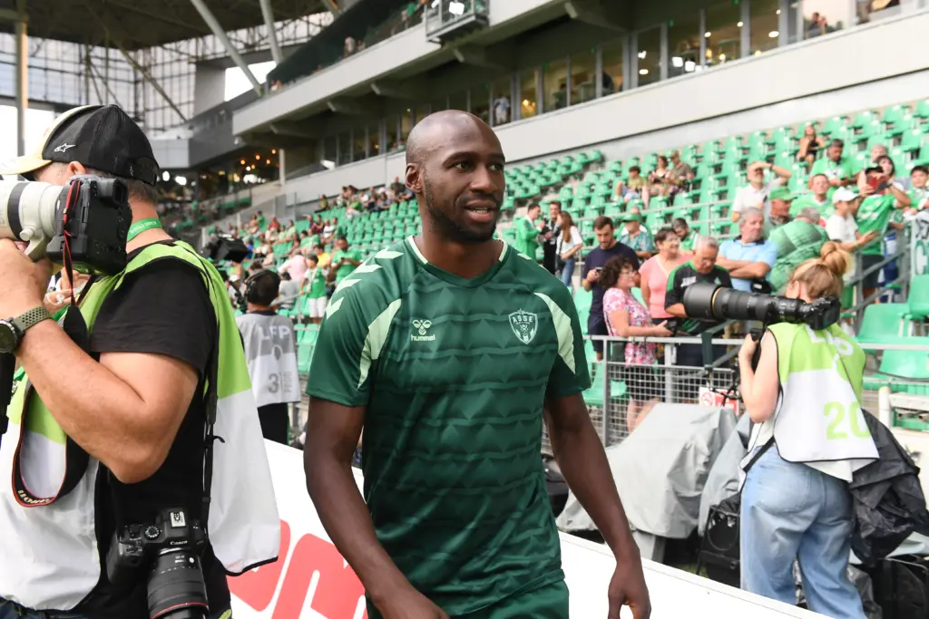 Rôle dans le staff, Cathro, objectifs : Mangala donne la route pour l'ASSE