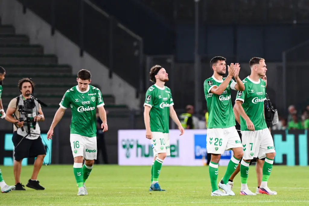 ASSE : Un milieu signe, plusieurs Verts quittent le Forez