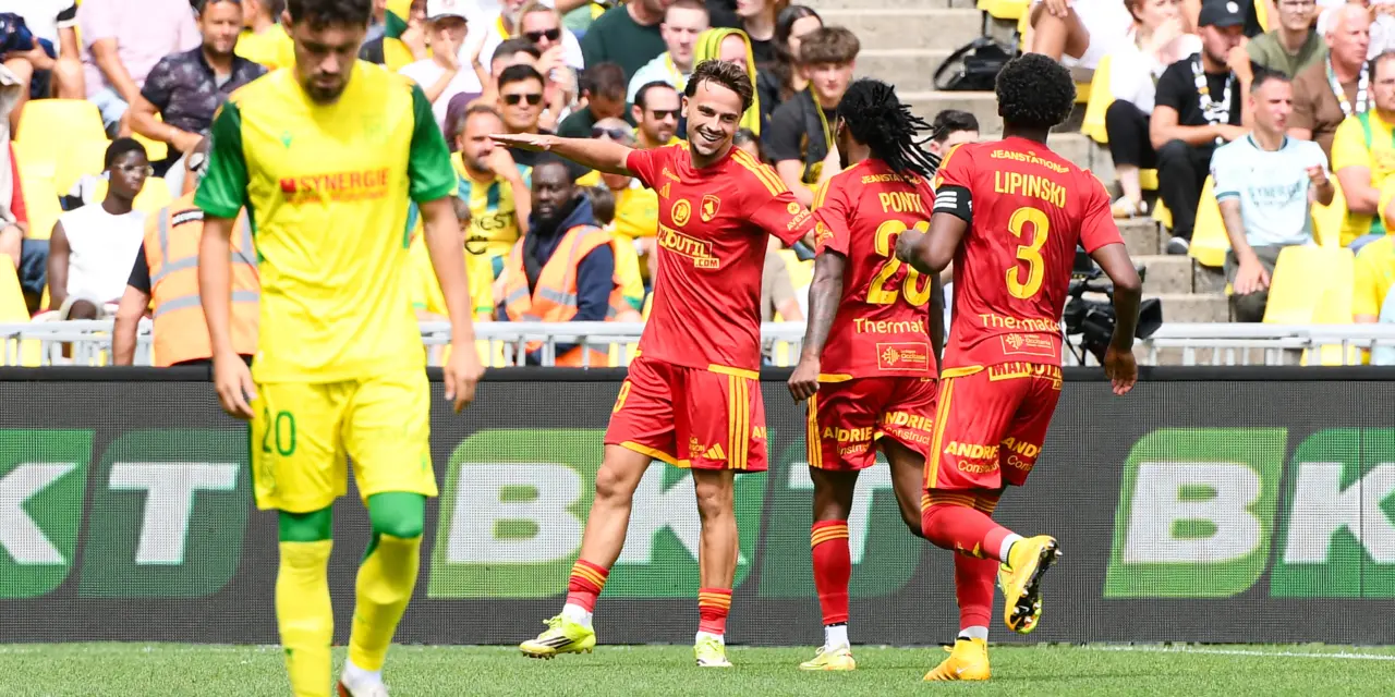 Ligue 2 : "Si &ccedil;a doit p&eacute;ter, &ccedil;a p&eacute;tera entre nous", Nantes au bord du K-O