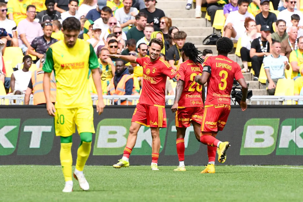 Ligue 2 : Nantes sombre face à Rodez, Metz accroché