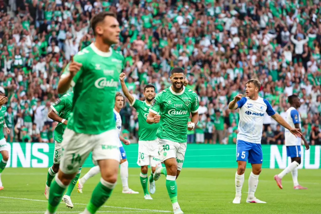 ASSE-GF38 : 3e victoire en 3 matchs, Carton plein pour les Verts