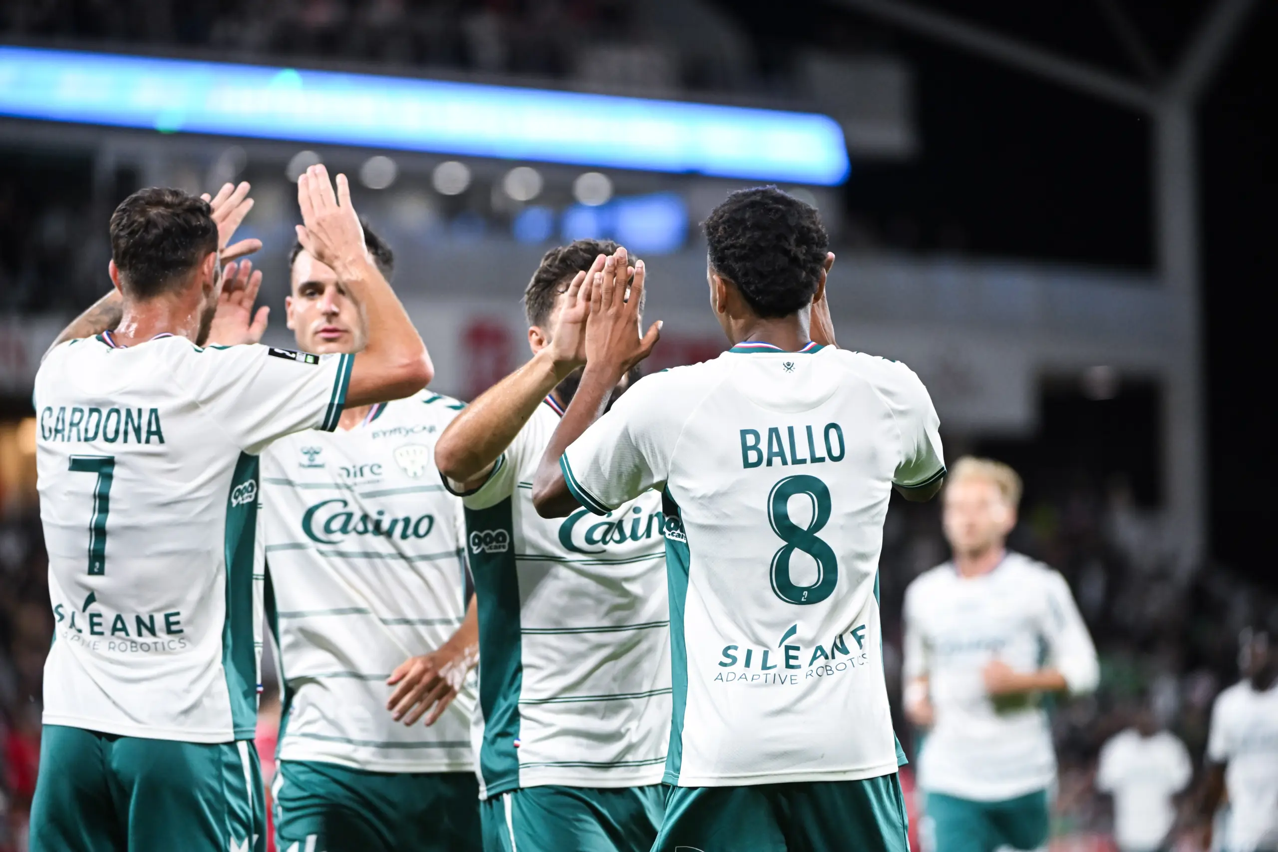 ASSE : Dédicaces pour les recrues et préparation du déplacement à Dunkerque