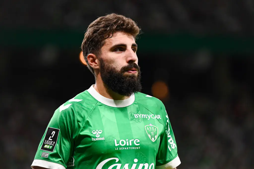 Dunkerque-ASSE : Entre Davitashvili et Breum, le choix est fait !