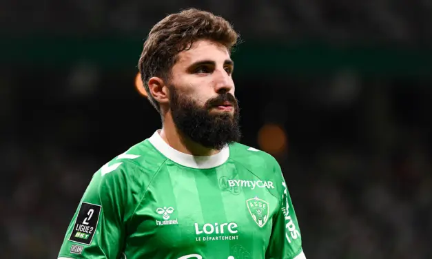 Dunkerque-ASSE : Entre Davitashvili et Breum, le choix est fait !