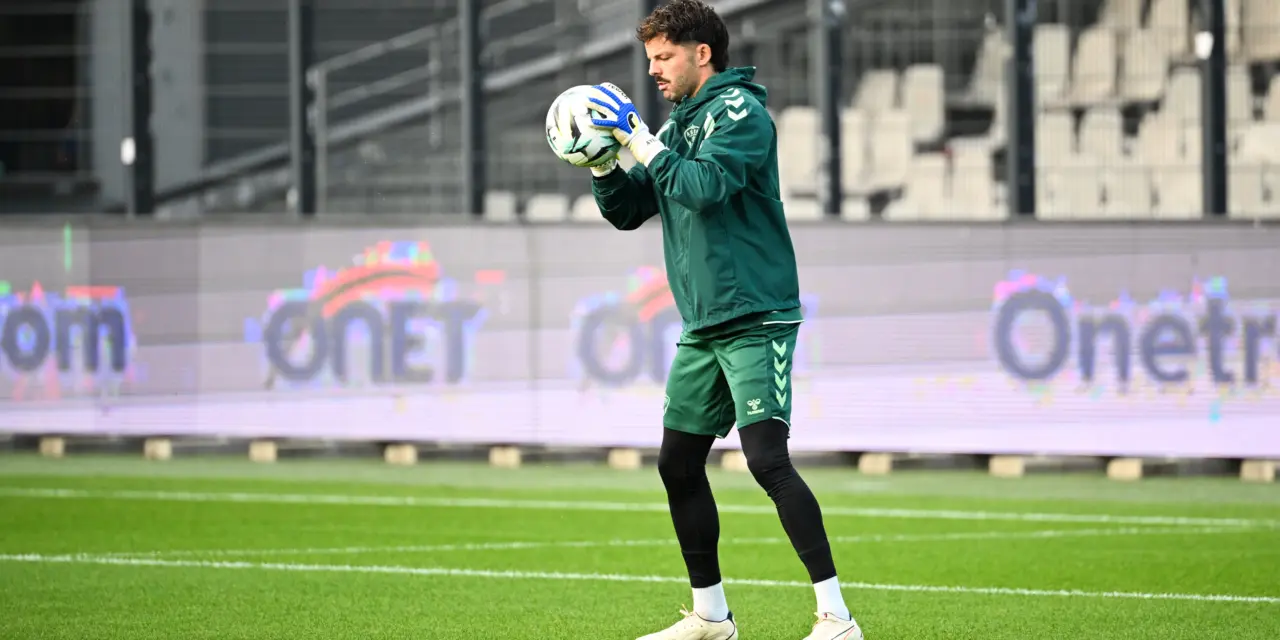 ASSE : Larsonneur, un bilan qui fait d&eacute;j&agrave; beaucoup parler &agrave; Saint-Etienne