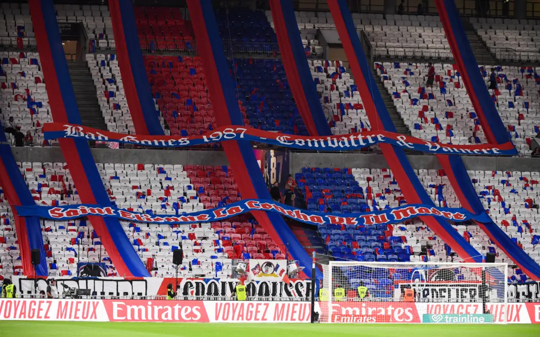 Ligue 1 : Un match de l'OL arr&ecirc;t&eacute; &agrave; cause de... l'ASSE