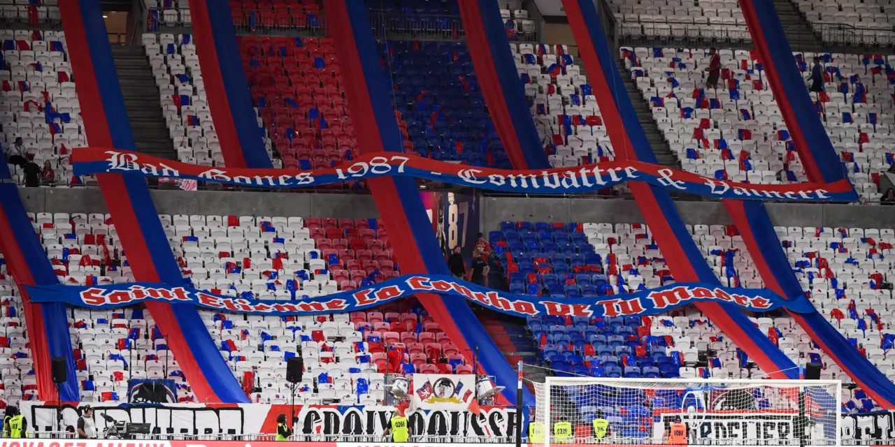 Ligue 1 : Un match de l'OL arr&ecirc;t&eacute; &agrave; cause de... l'ASSE