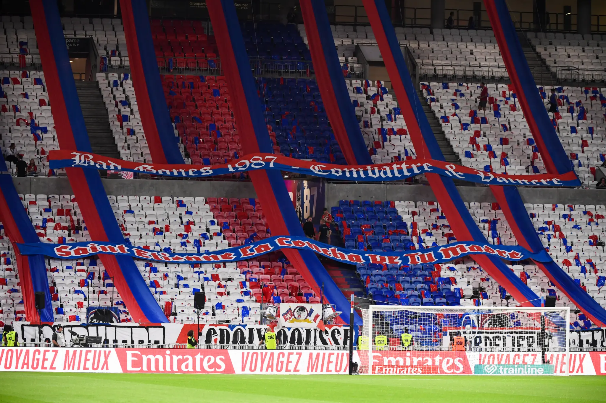 Ligue 1 : Un match de l'OL arrêté à cause de... l'ASSE