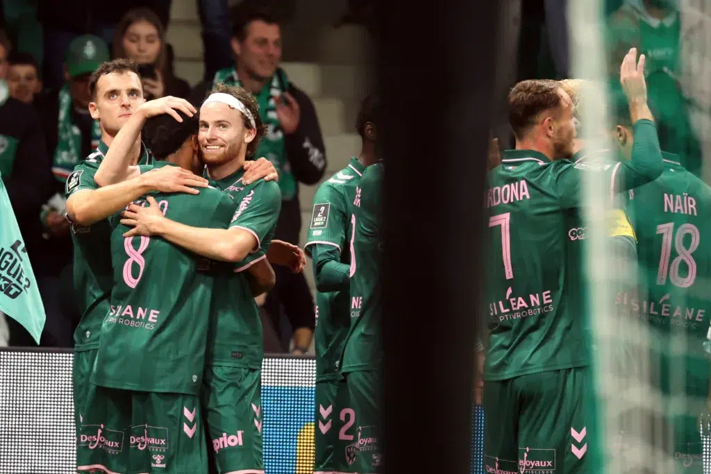 ASSE-Rodez : Les Verts gagnent et reprennent le fauteuil de leader