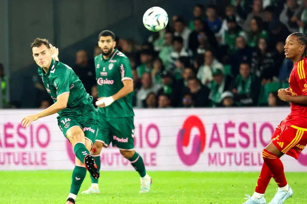 ASSE : Cathro creuse les écarts, la bataille est lancée